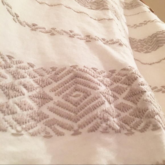 Embroidered tank top - Picture 2 of 4